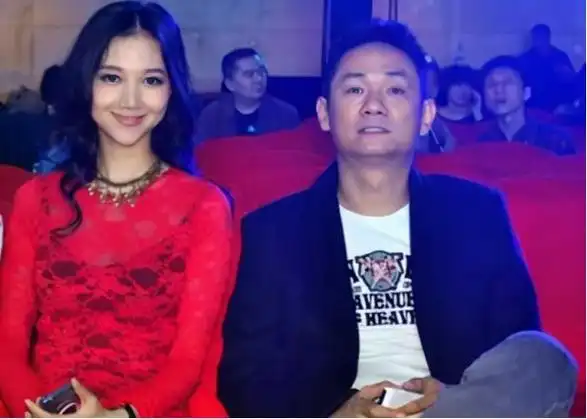 回顾果靖霖:妹妹重病早年丧母,中年丧妻,思念亡妻12年,今未娶|高洋