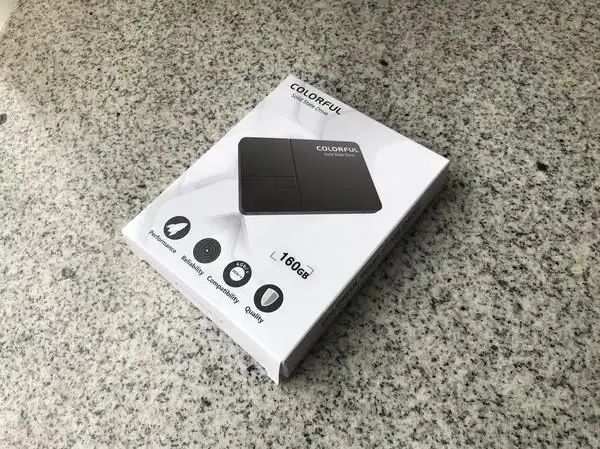 七彩虹sl300 spring l.e春季限量版ssd上手:让旧电脑满血复活的利器