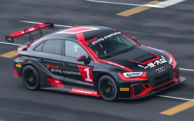[raceroom世界纪录]2019 audi rs3 wtcr 211.852 上海国际赛车场