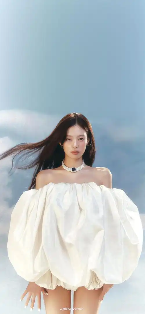 jennie[超话]##jennie芭莎十月刊封面大片