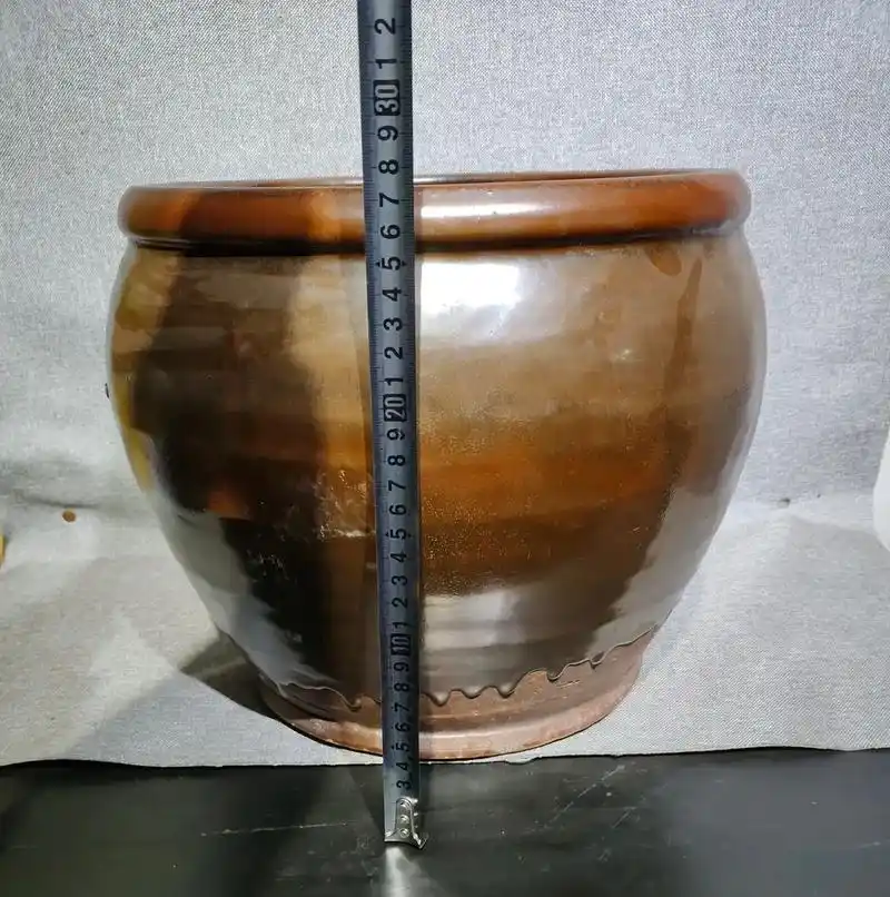 明清紫金釉鱼缸,历尽沧桑还是当年那样美,全品难得,摆放收藏养 - 抖音