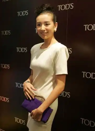 真实身高不超过160的九位女明星,第九位丈夫身高至今是个谜