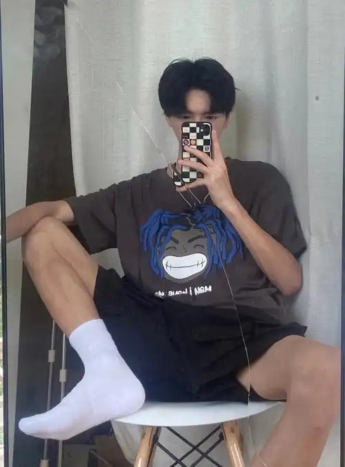 男生无法拒绝的纯白色袜子