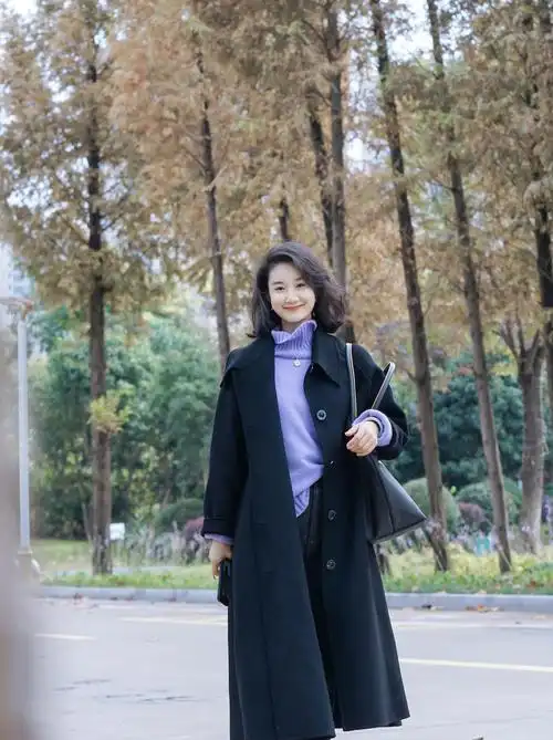 40岁女人穿搭要减龄更要大气,这几款优雅大方的穿搭,值得借鉴