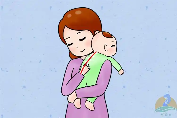 宝宝多大可以竖抱?错误姿势伤娃脊柱,宝妈记住两个技巧三项注意