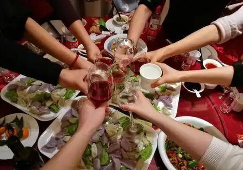 不能喝酒的人如何应酬 职场中女人如何应酬酒局