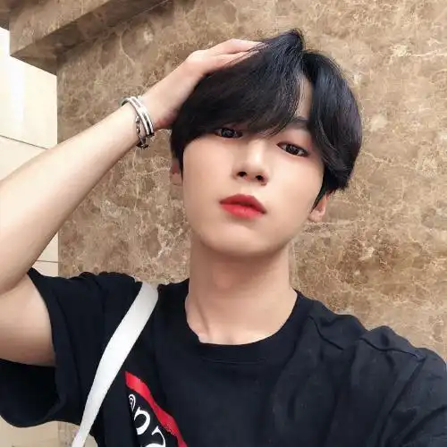 帅哥头像真人稳重这才是真正的成熟