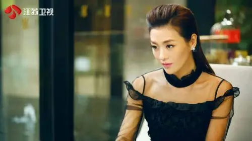 《我们的爱》剧照郑清文与靳东飙戏心有余悸,坦言"被东哥吓到了"在