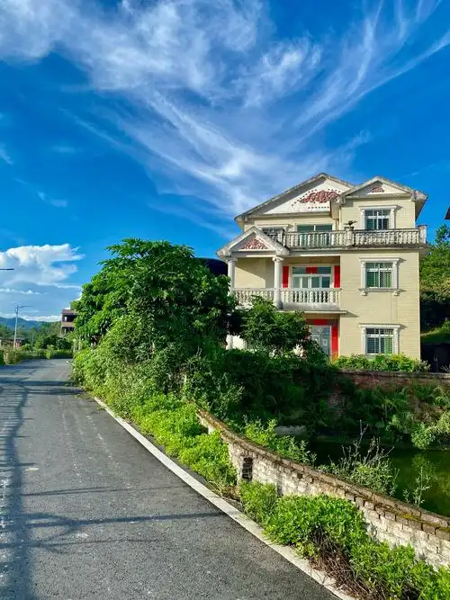 乡村风光:走进田间小路