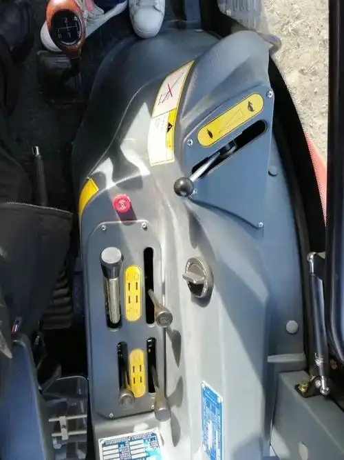 二手17万出售凯特迪尔2204拖拉机