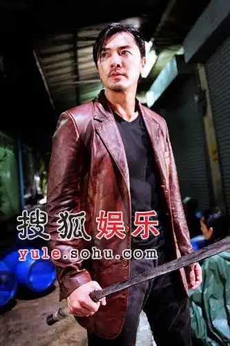 郑伊健天行者目露凶光拿砍刀再扮古惑仔