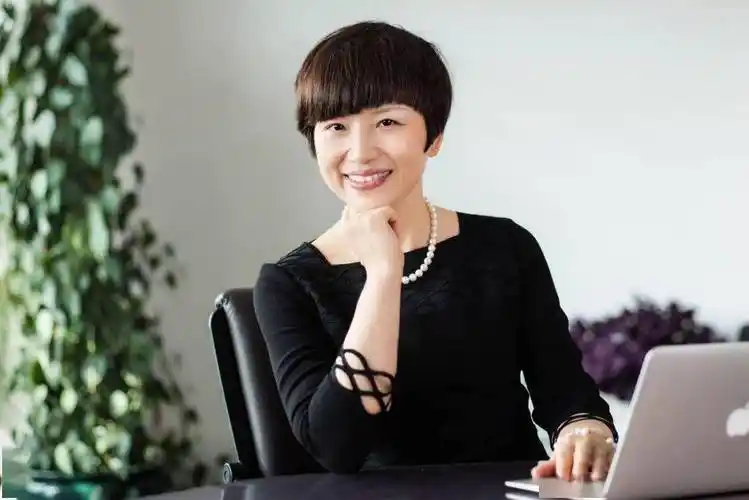 江西任命一批厅级干部华润江中集团美女董事长卢小青任江西省国资委