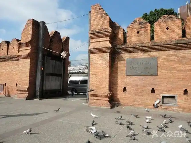 塔佩门-图片-清迈景点玩乐-大众点评网