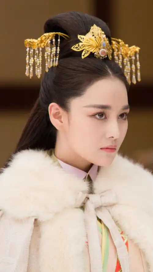 花谢花飞花满天谢千寻张馨予