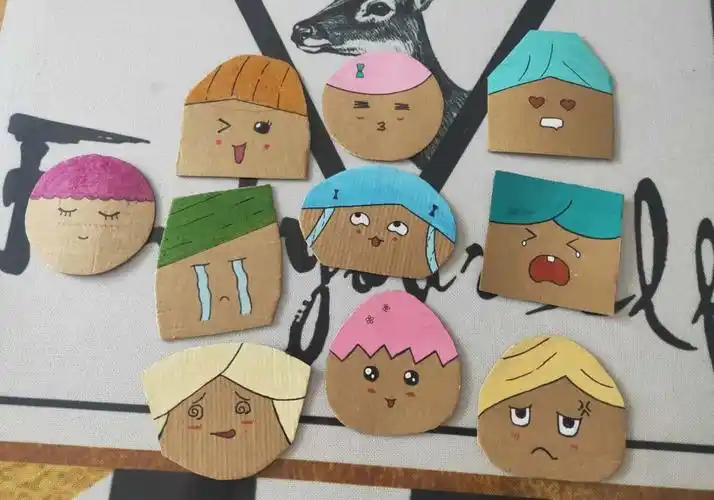 灵武市幼儿园 小五班亲子手工制作《表情变变变》