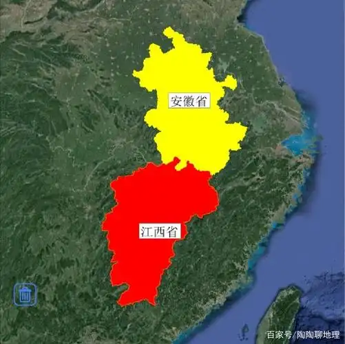 江西省北部和安徽省接壤