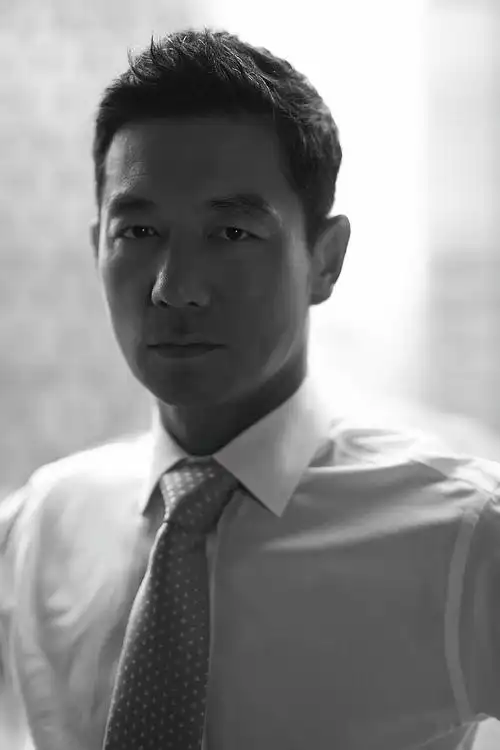 邢佳栋新剧再塑军魂:这部剧和《士兵突击》一样拼