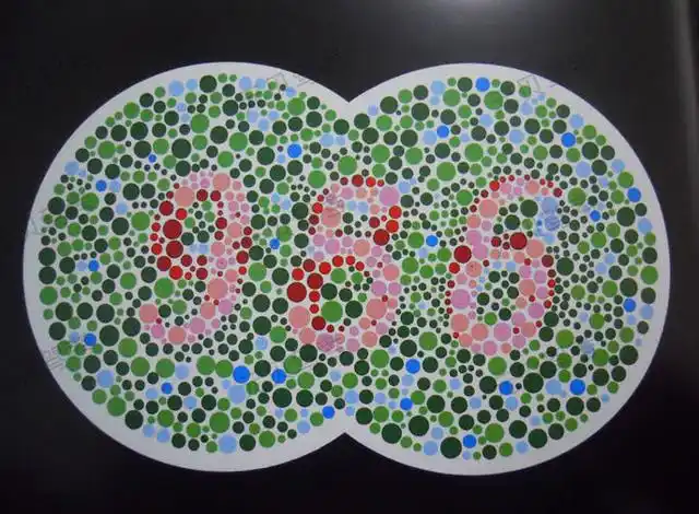 数字颜色主要由绿色组成,当我们第一眼看上的时候会认为是数字2719