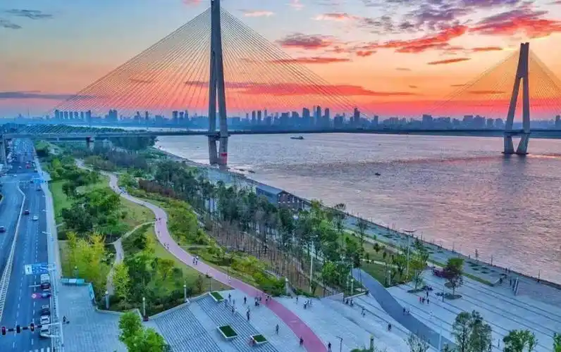 阳逻光谷长江大桥