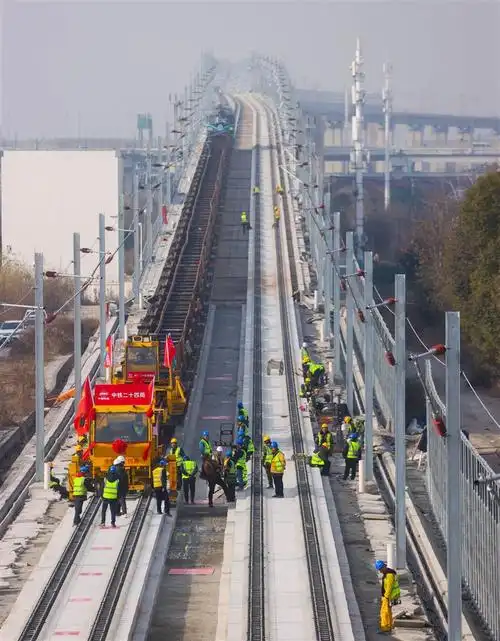 整体道床完成,地墙施工完毕 上海市域铁路建设最新进展来了 ::上海在