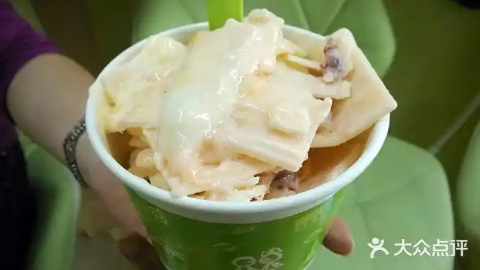 酸奶遇上鲜果炒酸奶水蜜桃炒酸奶图片