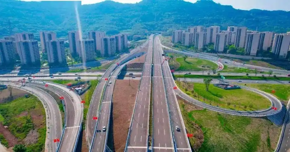 坪山大道,全线通车!_科学城_重庆_雷键
