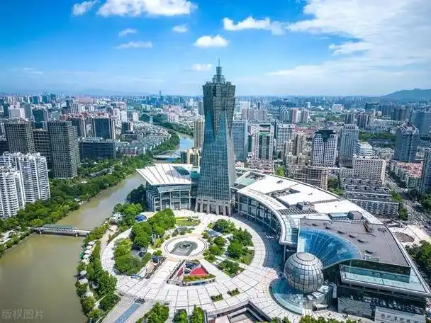 根据最新的《城市商业魅力排行榜》,浙江的11个城市被划分为不同级别.