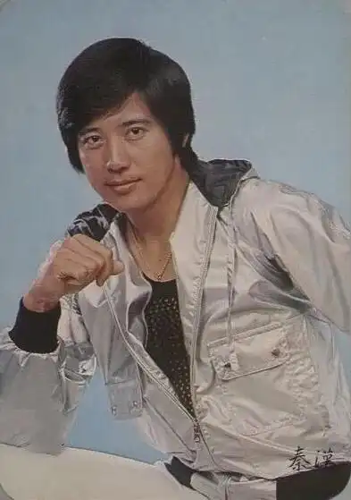 18岁的林青霞为什么对秦汉一见钟情看了他年轻时的照片就知道了