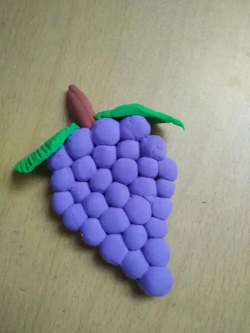 水果拼盘之一――彩泥葡萄