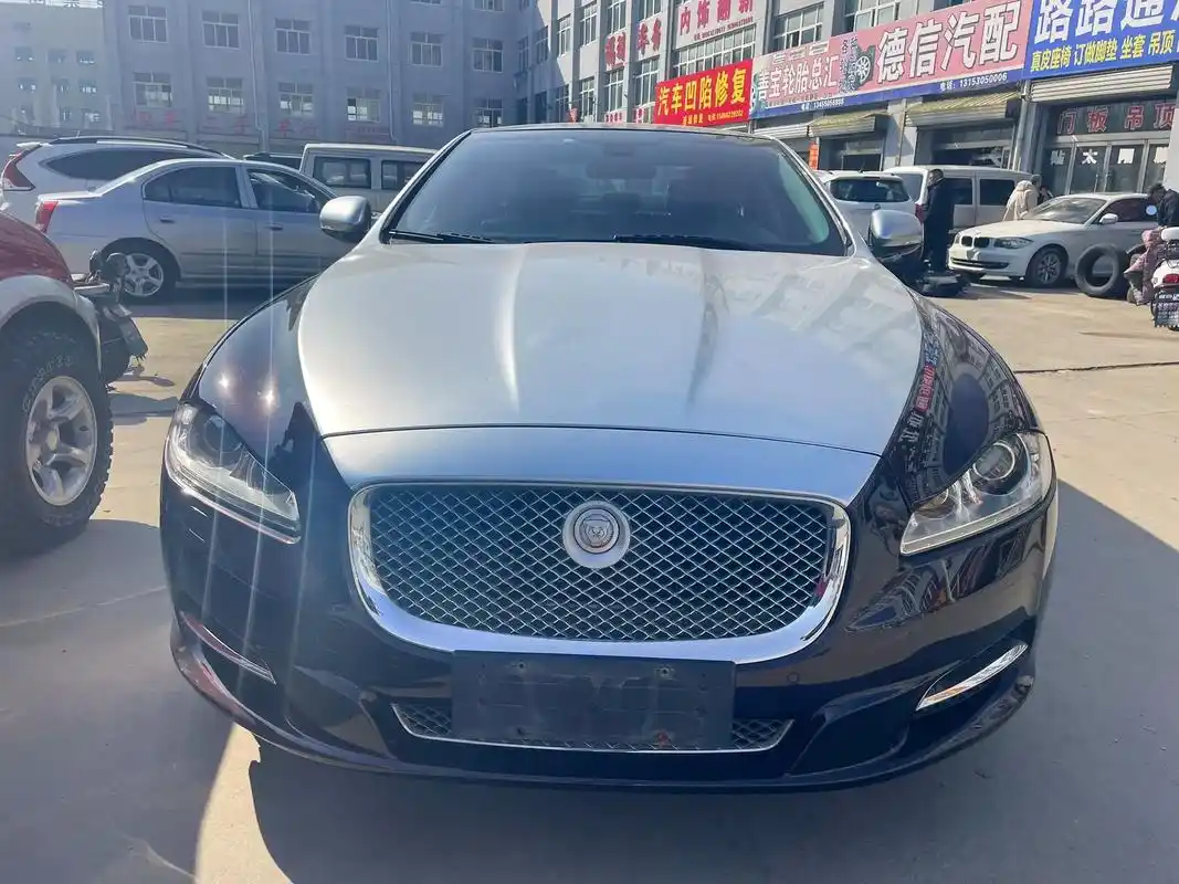 最新到店:2015年9月份大捷豹xjl……30周年纪念 - 抖音