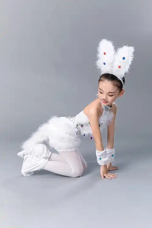 舞台造型表演演出新款兔子连体小白