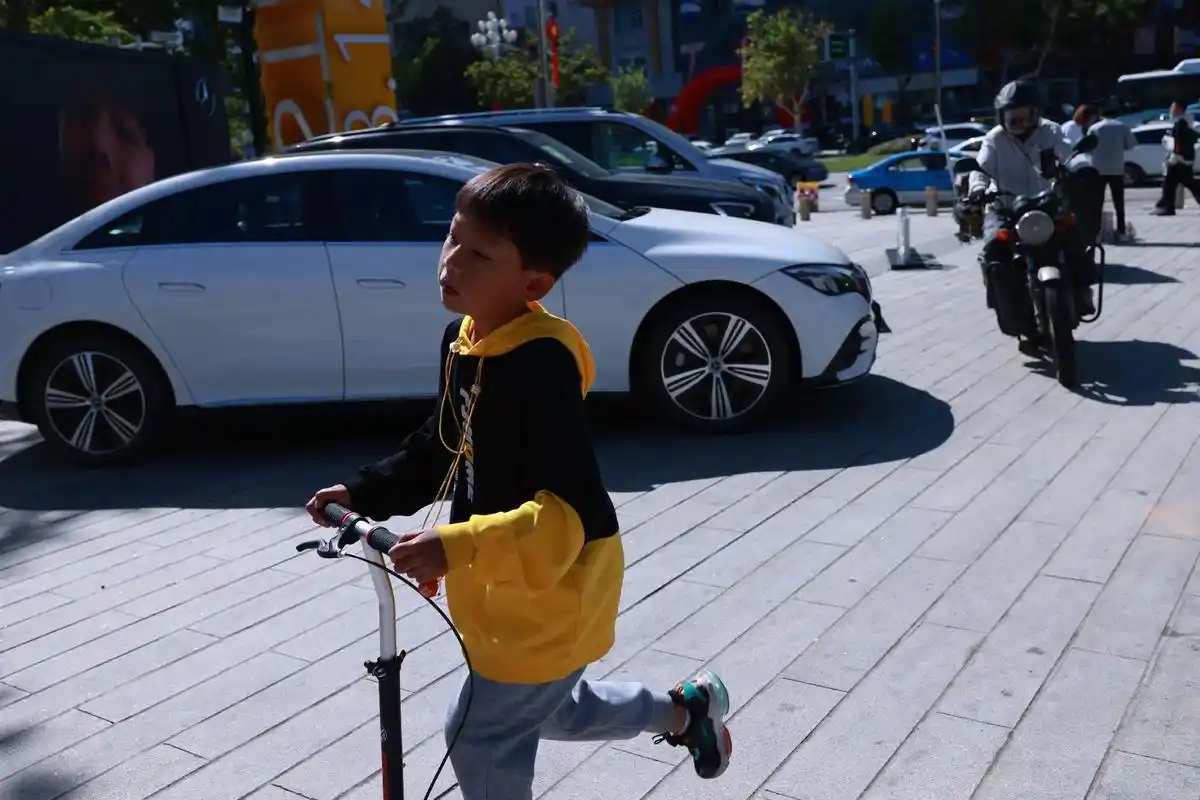 威海街拍 一共55张片子.#街拍 #威 - 抖音