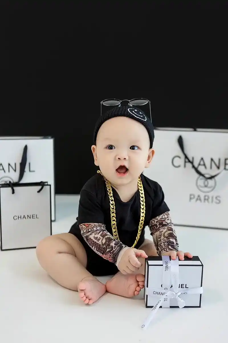 大哥派头十足.#儿童摄影 #宝宝照 #潮酷男孩 #娄底约拍  - 抖音