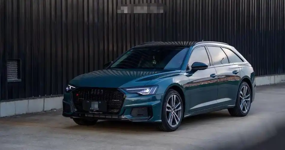 奥迪rs6改色阿瓦隆绿走在街上绝对独一无二