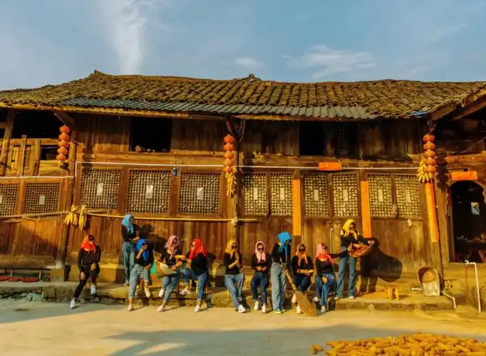 酉阳宝藏农舍拍乡村振兴闺蜜土味大片