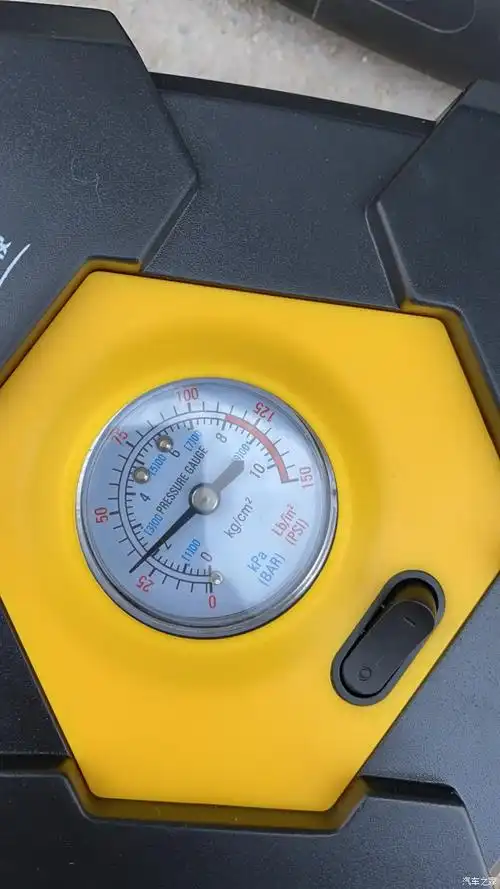 2.5个胎压看哪个数字呢?