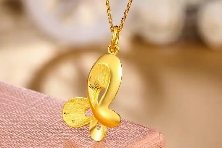 周六福珠宝黄金足金蝴蝶金吊坠_珠宝图片