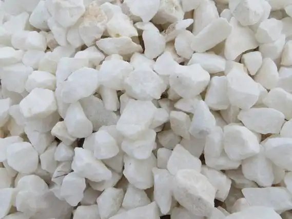 我公司生产的 ckm超细磨粉机可将白云石研磨至