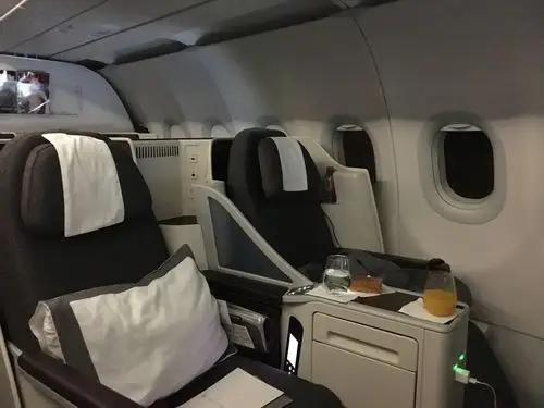 【seattleite】卡航a320商务的初体验:hkg-doh,经济舱;doh-bud,商务舱