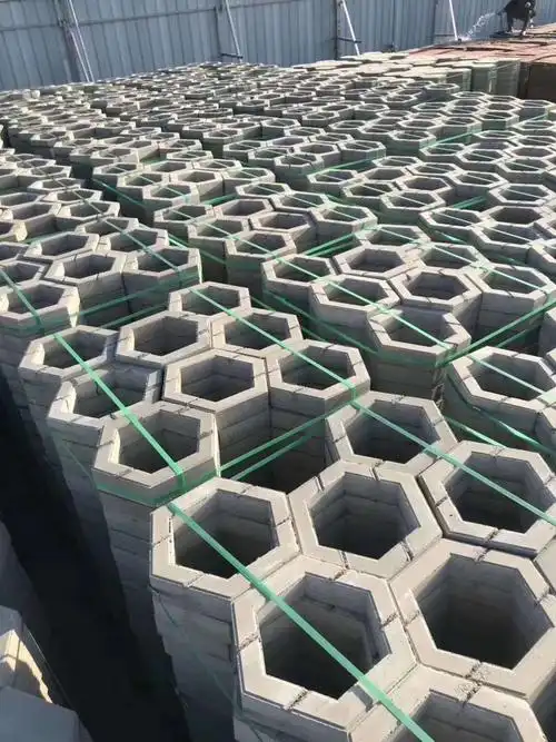 六棱护坡空心砖专业厂家大量生产预制水泥制品 规格齐全 品种多样