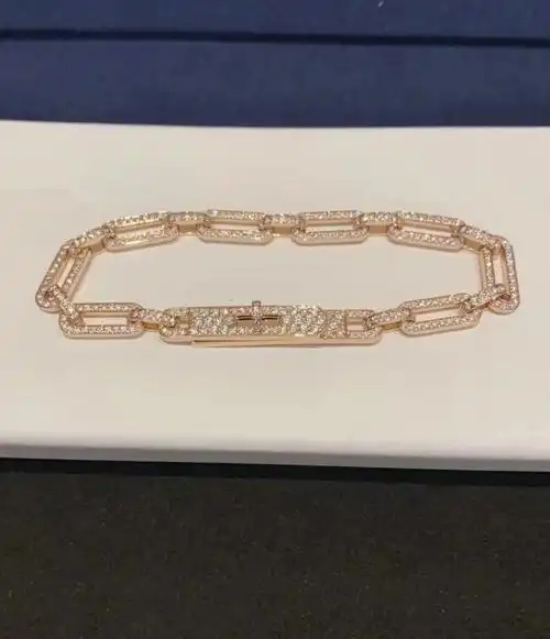 很值得入手爱马仕kellychain满钻手链一