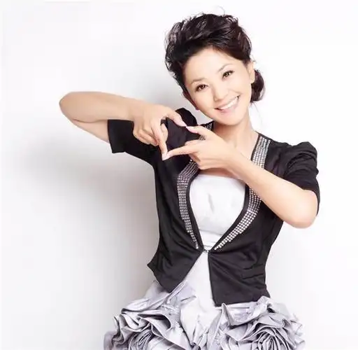 主持人方琼代言流程方琼代言费多钱方琼见面签约