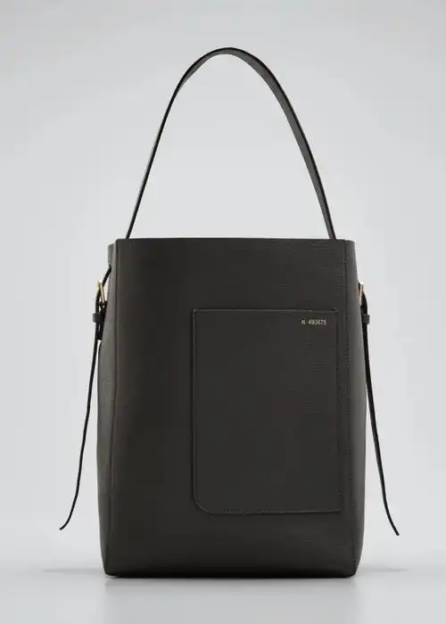 bergdorf goodman valextra 水桶包 $1495.