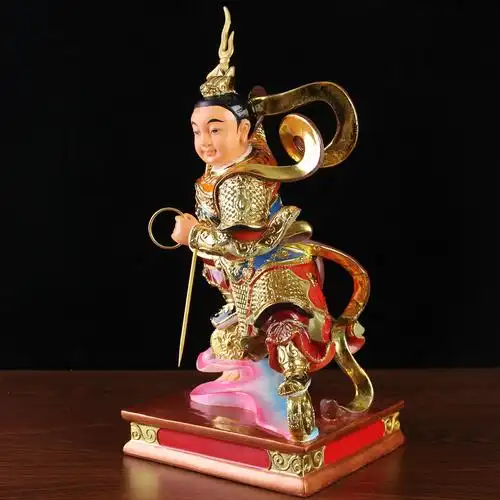 哪吒三太子中坛元帅脚踏风火轮居家供奉家用道教树脂神像佛像摆件