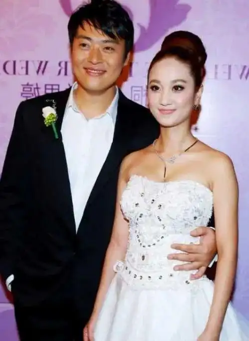 铁梨花|董勇|张桐_网易订阅