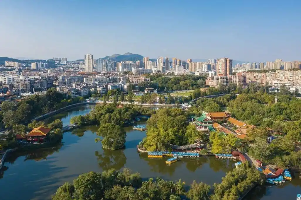 昆明翠湖公园 图源:视觉中国