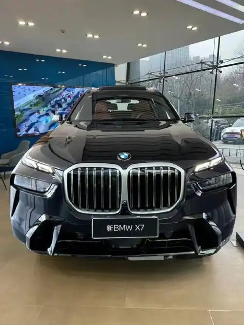 宝马x7尊享6座!97下23w