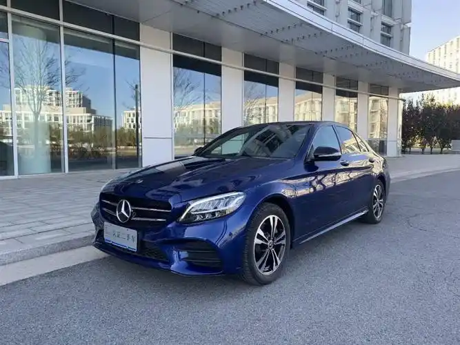 天津2019年10月奔驰奔驰c级amg2020款c260运动版蓝色自动档