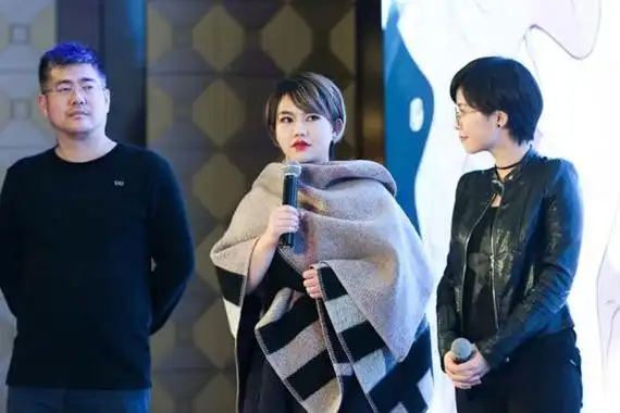 武粗柴鸡蛋个人简介真名 父母怎么会给女儿起这样的名字