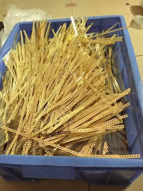 新余镀金废料回收每日价格走势 pcb板边角料回收